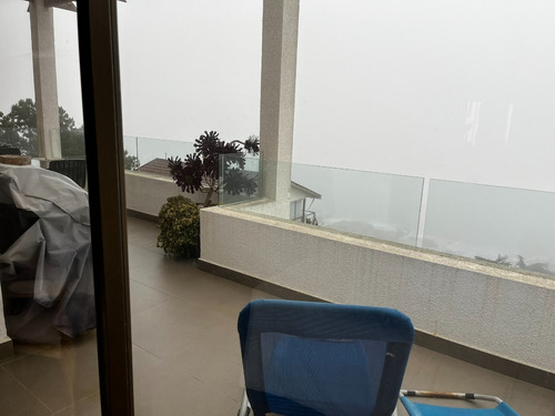 ¡vista Al Mar Y Acceso Directo A La Playa En Maitencillo!