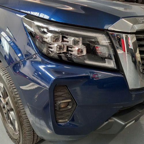 Imagen 11 de 25 de Nueva Nissan Frontier 2.3bt Platinum 4x4 At 2022