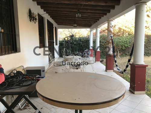 Imagen 9 de 30 de Hermosa Casa En Zona Residencial