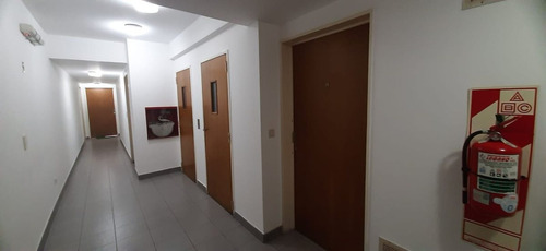 Venta Hermoso Departamento En Sarandí