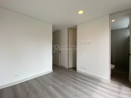 Apartamento En Venta En El Poblado. Cod V776055