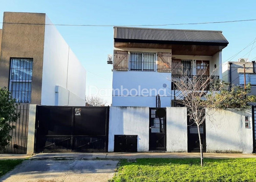 Imagen 1 de 19 de Departamento Ph En Venta Ubicado O Permuta En Ituzaingó, G.b.a. Zona Oeste