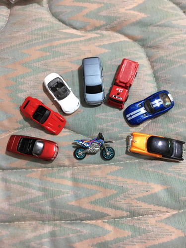 Maisto Hot Wheels Set De 8 Carritos Coleccionables