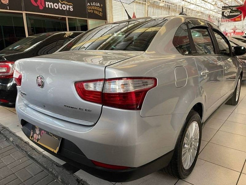 Imagem 6 de 8 de Fiat Siena 1.6 Mpi Essence 16v Flex 4p Manual