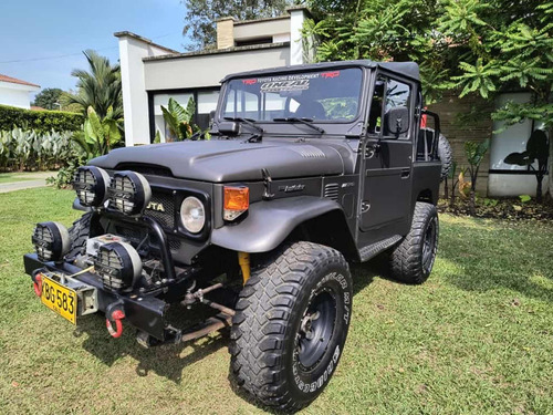 Toyota Land Cruiser 4.2 Fj40