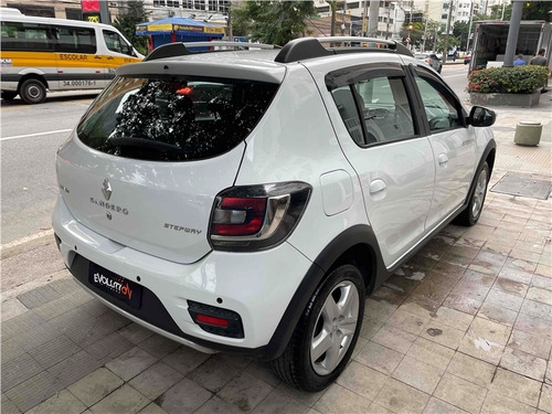 Imagem 4 de 15 de Renault Sandero 1.6 Stepway 8v Flex 4p Manual