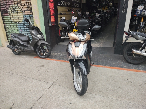 Imagem 10 de 15 de Honda Sh 150 Abs
