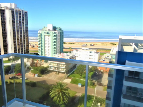 Apartamento En Venta Y Alquiler En  Punta Del Este, A Metros  De Playa Brava!! Piso Alto Con Muy Linda Vista