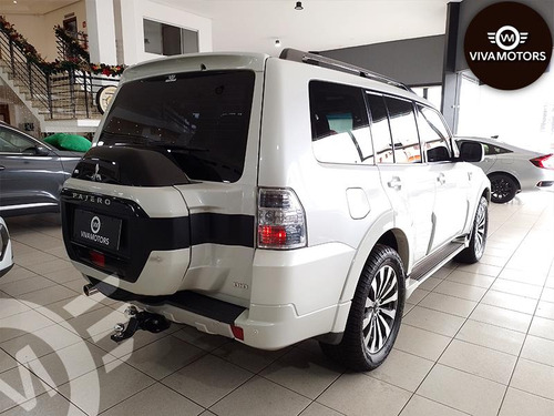 Mitsubishi Pajero 3.2 Hpe 4x4 7 Lugares 16v Turbo Intercooler