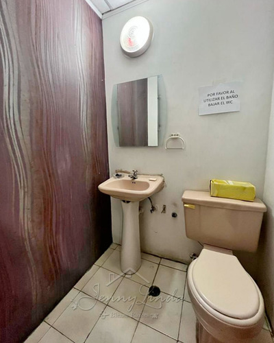 Venta Oficina Edificio Centro Plaza Urb. Calicanto Maracay Aragua