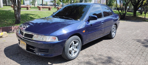 Mitsubishi Lancer 1.5 Glx 4 p