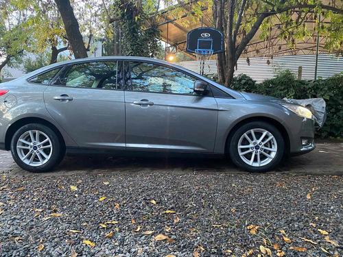 Ford Focus Iii 2.0 Sedan Se Plus Mt 2016