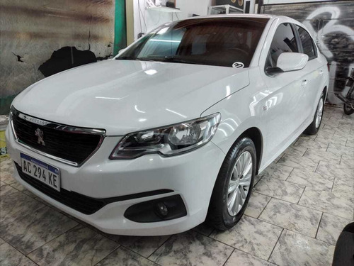 Imagen 3 de 3 de Peugeot 301 2018 1.6 Hdi Allure Plus