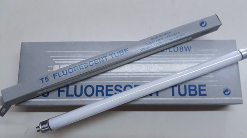 Tubo Fluorescente Yarlux T5 8w 30cm - Paquete De 10 Unidades