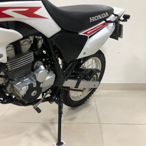 Imagen 15 de 25 de Honda Tornado 2022 Usado