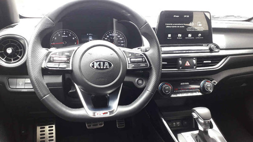 Imagen 12 de 15 de Kia Forte Sedan 2020 4p Gt Line, 2.0 L Mpi Atkinson Ta6,