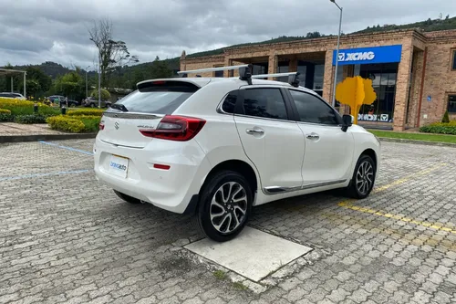 Suzukinew Baleno Glx At 1500cc 4x2