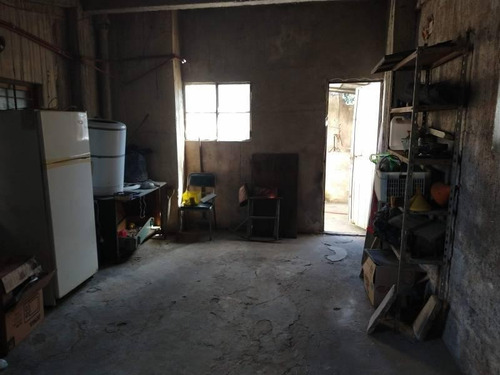 Imagen 10 de 11 de Excelente Casa Con Local A La Venta En Esquina Sobre Importante Calle