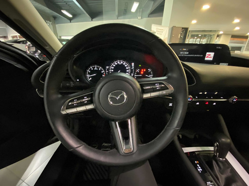 Imagen 8 de 14 de Mazda 3 2020 2.5 S Sedan At
