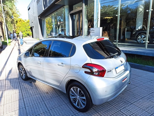 Peugeot 208 1.6 Feline Tiptronic - Conce. Oficial Mercedes B