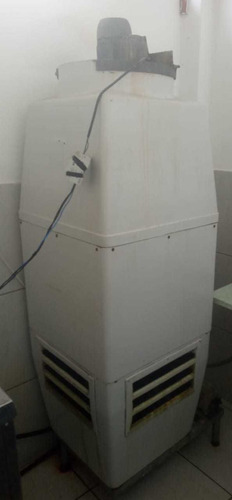 Imagem 1 de 5 de Maquina Automatica De Sorvete Incompemaq