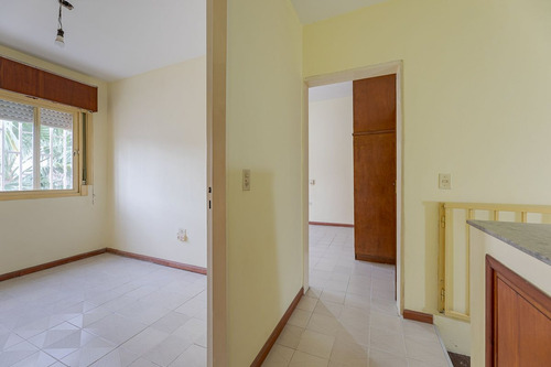 Alquiler Casa Pasillo De 3 Dormitorios- Tiro Suizo