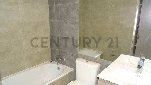 Arriendo Moderno Departamento 1d 1b En Concepción