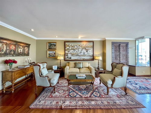 Departamento En Venta De 3 Dorm. En Las Condes