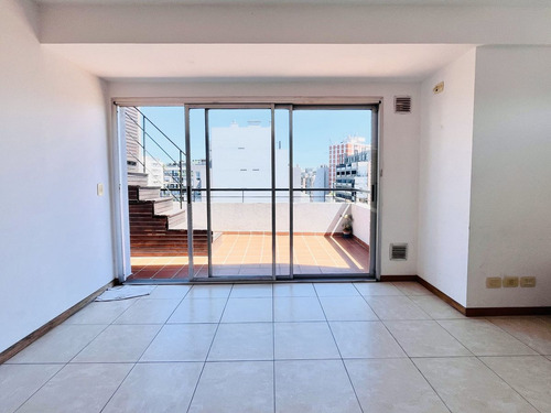 Departamento 2 Amb Con Entrepiso Balcon En Palermo
