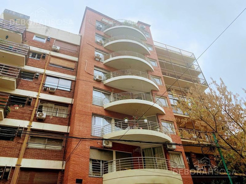 Departamento De 4 Ambientes En Belgrano - Cochera Fija Y Cubierta.