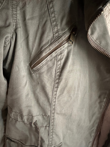 Campera C/capucha Verde Militar De Usa Talle S Forrada Piel (Usado)