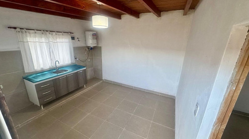 Venta Casa 400 M² B° Los Perales