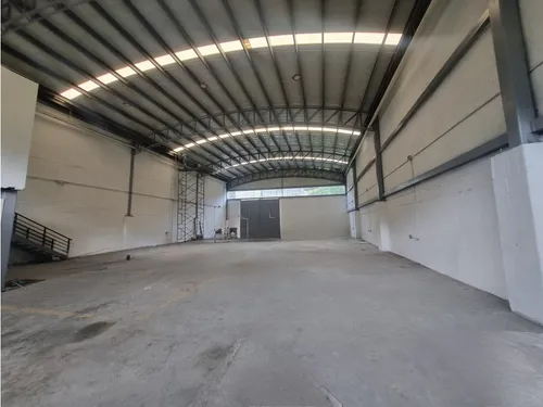 Bodega En Arriendo Variante De Caldas