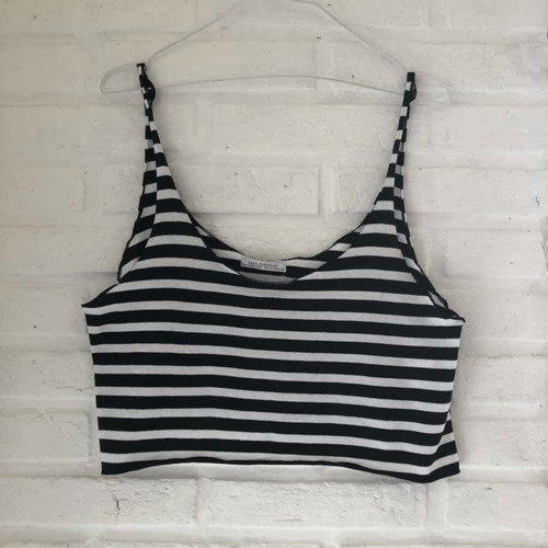 Crop Top Rayado Blanco Y Negro Zara M