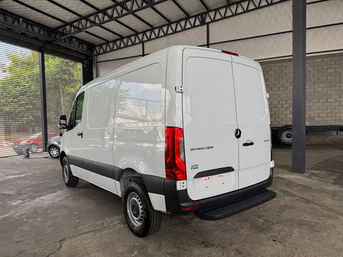 Mercedes-Benz Sprinter 311 Cdi Street Furgón 3250 Tn V2