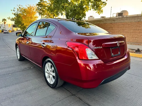 Nissan Versa 1.6 Advance At