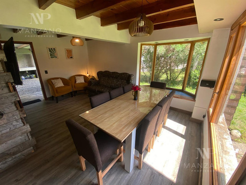 Venta Casa 117 M2, 3 Habitaciones, Barrio Once - Villa La Angostura