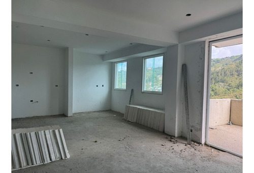 En Venta Apartamento De 113 Mts2 + 27.5 Mts2 De Terraza