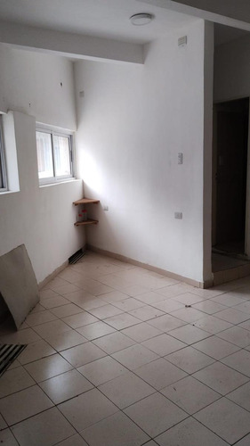 Local En Venta - 1 Baño - Sótano - 56mts2 - Almagro