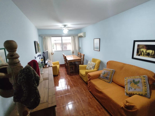 Venta De Lindo Apartamento De 2 Dormitorios En Aguada