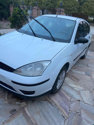 Ford Focus 1.6 Edge Mp3