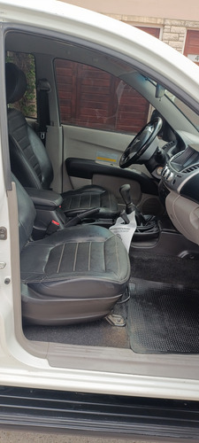 Mitsubishi L200 3.2 Cab Doble 4wd Cr 170cv Mt