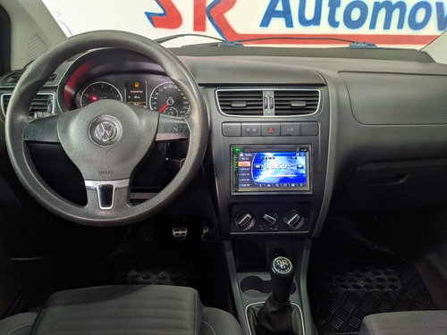 Imagem 7 de 10 de Volkswagen Crossfox