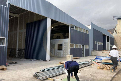Arriendo De Bodegas Con Oficinas