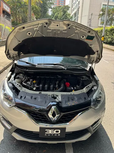 Renault Captur 2.0 Intens Automática