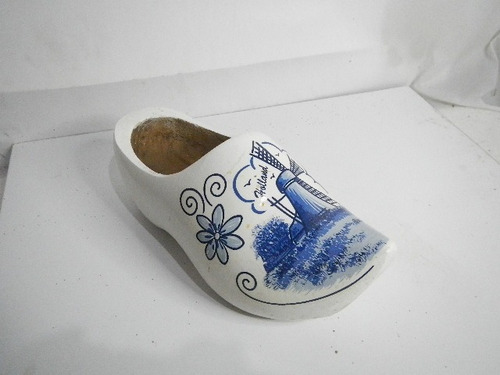 Zapatilla De Madera Holandesa Blanca Dibujos Tipicos En Azul