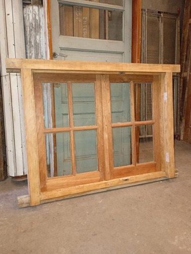 Ventana De Cedro Al Natural,2 Hojas,con Reja Cedro Natural (Usado)