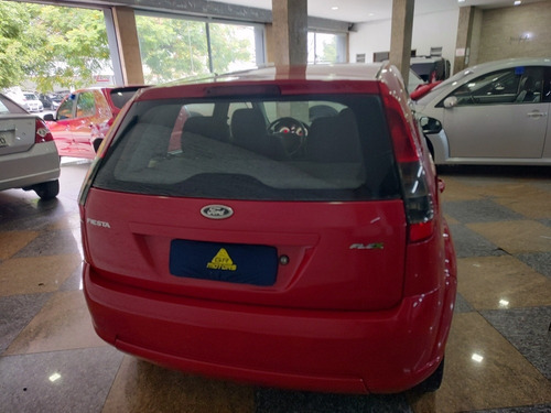 Imagem 6 de 11 de Ford Fiesta 2011 1.0 Flex 5p