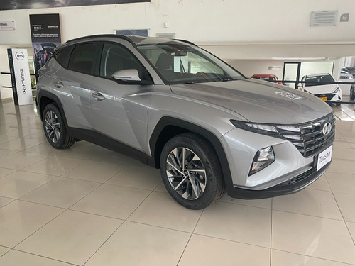 Imagen 2 de 15 de Hyundai Tucson Nx4 Attraction Mecánica 2023