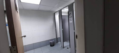 Imagen 18 de 21 de Se Vende Oficina 496m2 Av Universidad Centro Empresarial El Chorro